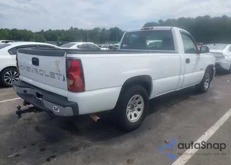 2004 Chevrolet Silverado 1500 Work Truck z USA, uszkodzony, nr VIN 1GCEC14X54Z205809